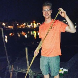 Meet your Posher, Dyl